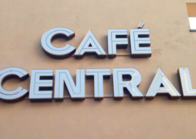 Au&szlig;enwerbung Impressionen von W2 Werbung Referenzen