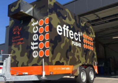 W2 Werbung Referenz f&uuml;r Fahrzeugfolierung eines Anh&auml;ngers 02