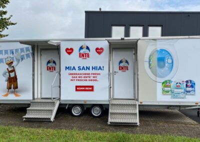 W2 Werbung Referenz f&uuml;r Fahrzeugfolierung eines Anh&auml;ngers 10