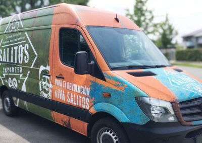 W2 Werbung Referenz f&uuml;r Fahrzeugfolierung eines Bullis 07