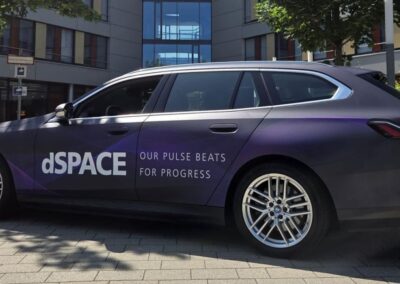 W2 Werbung Referenz f&uuml;r Fahrzeugfolierung eines PKW 05