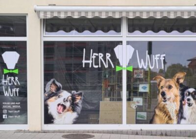 Schaufensterbeklebung und Schaufensterbeschriftung Paderborn